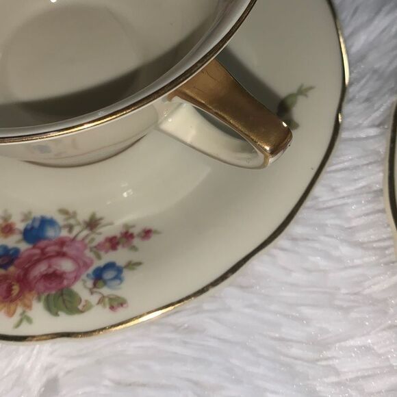 Vintage 1930’s Selb Bavaria Heinrich & Co Tea Cups and Saucers 4 - Picture 10 of 14